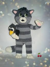 matroskin vyazanye podarki vyazanye igrushki kartonnye skulptury