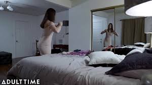 Spying on My Stepmom and Step Sister & Caught Mom Fing My Best Friend -  XNXX.COM