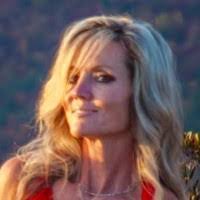 Melissa Shore's Instagram, Twitter & Facebook