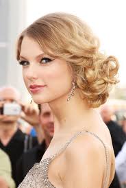 Experiment with bright combinations like this peach and blue blend. Curly Hairstyles 2021 40 Styles For Every Type Of Curl