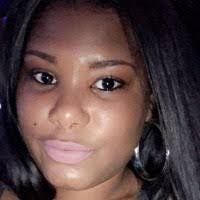 Melanie Drayton's Instagram, Twitter & Facebook