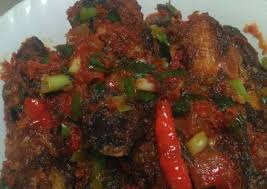 Resep lele balado pedas manis. Resep Ikan Lele Balado Simple Oleh Esa Pratiwi Putri Cookpad