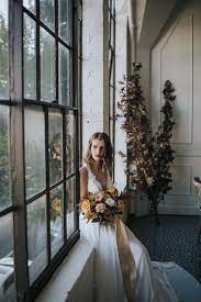 Rustic Tablespace Intimate Indoor Fall Inspired Wedding Shoot Truvelle Bridal Aandbe Bridal Bridal Styled Shoot Wedding Inspiration Fall Bridal Shoot Ideas