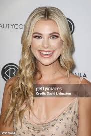 Paige Glickman's Instagram, Twitter & Facebook