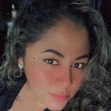 Bonitas imágenes del Rey justo juez solo lo encuentras en Platamaris