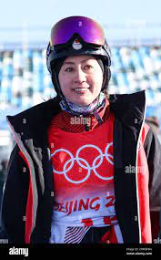 Zhangjiakou, Hebei, Chine. 8th févr. 2022. Tomoka Takeuchi (JPN) snowboard  : finale du slalom géant parallèle féminin 18 lors des Jeux Olympiques  d'hiver de Beijing 2022 au parc de neige de Genting