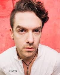 Teddy Dief can't do this alone