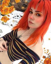 Billie Webb's Instagram, Twitter & Facebook