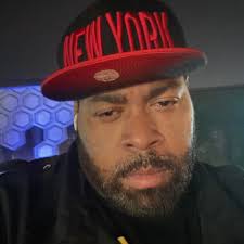 Question?? R&B groups are non-existing these days why do y'all think that  is?