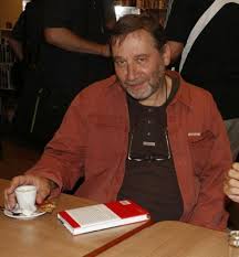 Togas house of textiles — один из ведущих брендов в the #togas team wishes you happiness and good luck for the coming year 2021 ✨ the. Tomas Topfer Promluvil O Situaci S Virem Herec Prozradil Jak Divadlo Proziva Soucasnou Dobu Fakta Today