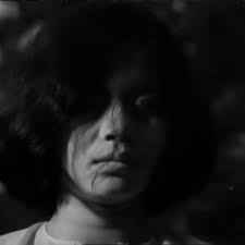Hantu hantu dalam filem Keranda Berdarah. Filem tentang kecurangan ini  diarahkan oleh Nordin Ahmad pada tahun 1969. Kau layan filem ni, seram dia  takleh bawa bincang! 👻👻👻 Baca ni naik bulu roma...