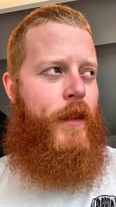 Oliver Anthony Music 新增了 1 張相片。