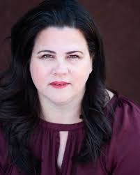 Annie Mahoney's Instagram, Twitter & Facebook