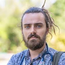 Chris Moores's Instagram, Twitter & Facebook