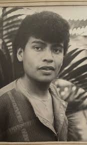 EL MERCADITO DE EL SALVADOR. SALVADOREÑOS EN EL EXTERIOR