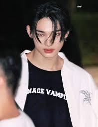 I don't know if I post Hyunjin and Niki, then Niki this morning... I love  #Enhypen too... #friendshipgoals