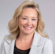 Nancy Pare's Instagram, Twitter & Facebook