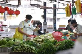 Wet market & hawker stalls 七条路巴刹 ジョージタウン • cecil st. ç¬¬äºŒé˜¶æ®µç®¡åˆ¶æœŸä¸ƒæ¡è·¯å·´åˆ¹äººæ½®å—æŽ§ Buletin Mutiara