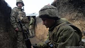 Dieses video ist eine dokumentation von momentaufnahmen aus der ostukraine! Merkel Telefoniert Mit Putin Wegen Ukraine Konflikt Aktuell Europa Dw 08 04 2021