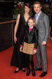 Immer natürlich und zu keinem zeitpunkt in ihrer darstellung übertreibend. System Crasher Wikiwand