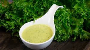 Herzhafte schlemmer schaffen pro mahlzeit leicht 1 kilo. Feldsalat Klein Lecker Und Gesund Mit Einem Walnuss Dressing Rezept Gesunex