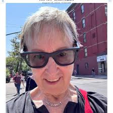 Online prescription glasses with magnetic clip-ons