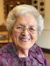 Olivia Roach's Instagram, Twitter & Facebook