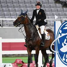 Annika schleu erlebt beim reiten im modernen fünfkampf eine große enttäuschungfoto im modernen fünfkampf (fechten, schwimmen, reiten, schießen, laufen). 8 Zzpwb7kazchm