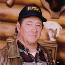 Eddie Earl Hatch portrayed Maurice of the Punks Gang. Like Konrad Sheehan  Vance both named later in game and books. This my custom to get signed at  Chiller