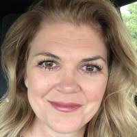 Melissa Lovett's Instagram, Twitter & Facebook