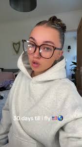 Ellison Wright (@elliefaye29)