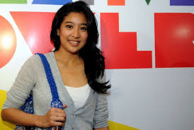 The folklore has the same theme and. Merasa Gaptek Ini Pengakuan Jujur Olivia Zalianty Republika Online