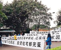 怒火祈福新村數百業主圍派出所