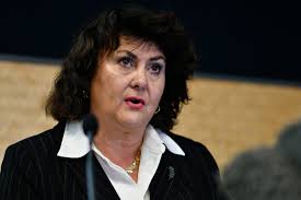 Luxon must stand Costello down and reverse tobacco tax cut decision