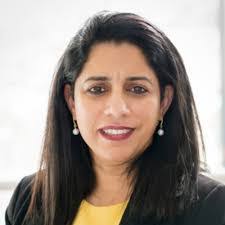 Stephanie Dugue's Instagram, Twitter & Facebook