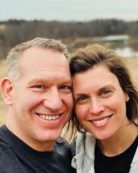 Darius & I had the most superb weekend away together exploring Hudson, NY!!  Hudson is packed with such great art, food, unique shops & boutiques,  beautiful sights of the Hudson River Valley…and