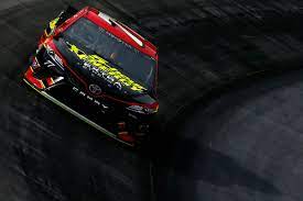 The average nascar race draws about three million viewers the sport has not been afraid to make changes, adding a playoffs to the series in 2004 and tinkering with its rules regularly. Nascar Bristol 2017 Lineup Starting Grid For Bass Pro Shops Nra Night Race Sbnation Com