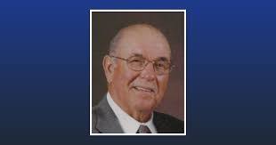 Becky Puckett's Instagram, Twitter & Facebook