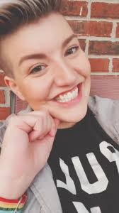 Tracy Krepps's Instagram, Twitter & Facebook