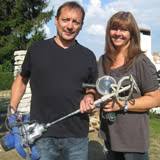 Seine faszination beruht auf einer kunstvollen kombination aus pflanzen, steinen, wasser und gestaltungselementen. Ab Ins Beet Die Garten Soap News Termine Streams Auf Tv Wunschliste