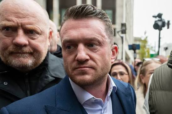 Tommy Robinson 'poses as Muslim' to enter Al-Aqsa Mosque