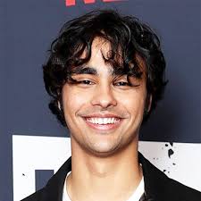 Watch Heartbreak High (2022) · Season 2 Episode 5 · The Demon King Full  Episode Online