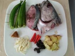 Ikan tongkol adalah ikan yang memiliki rasa daging yang enak dan gurih,dalam mengolah ikan tongkol terdapat banyak cara. Bagaimana Membuat Singgang Ikan Tongkol