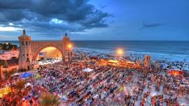 Star Spangled Summer: Southern Cross & Bad Moon Rising