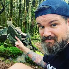 Happy to have finally bushwhacked and bagged Guyot, Chapman, Sequoyah,  Yanaguska, Marks Knob and Ole Black! 10 of the SB6K down, 30 more to go!