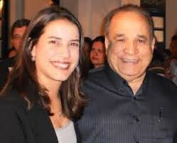 A saudade de Fernando Lyra apertou mais nesta segunda-feira. Hoje ele  completaria 80 anos. Sempre relembro muitos momentos de tio Fernando e  tenho um orgulho danado de poder ter crescido vendo de