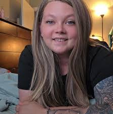 Angie Strum's Instagram, Twitter & Facebook