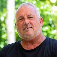 Mason Mount's DAD played secret role in finally sealing Man Utd transfer as  Chelsea dug in over fee after contract row