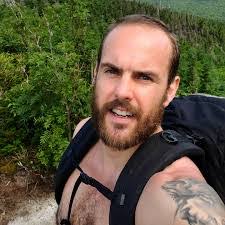 Tom Looby's Instagram, Twitter & Facebook