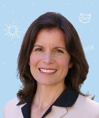 Maureen Valley's Instagram, Twitter & Facebook